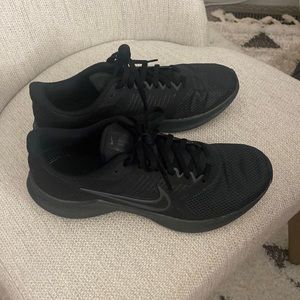 Womens nike 10